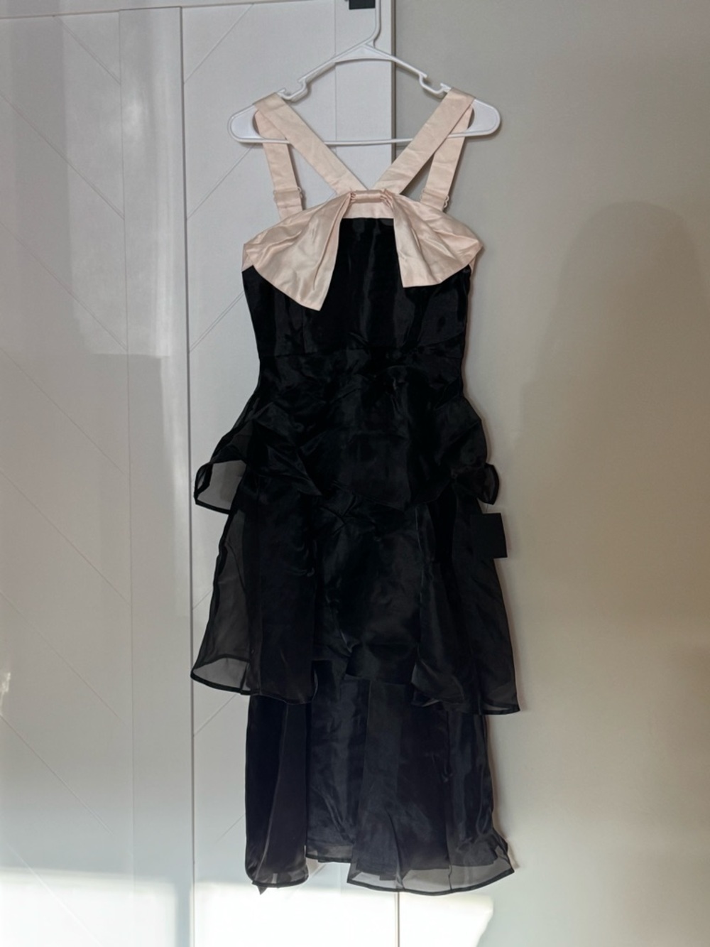 Lulus Black Tiered Organza Maxi Dress Champagne Bow Strappy S NWT - Picture 3 of 8